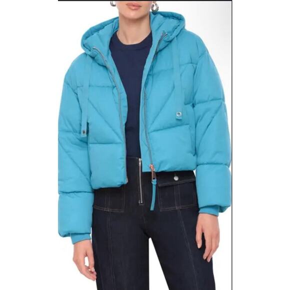 Avec Les Filles Black Cropped Puffer Jacket S Hooded Faux Down Stylish Warm NWT - Picture 1 of 9